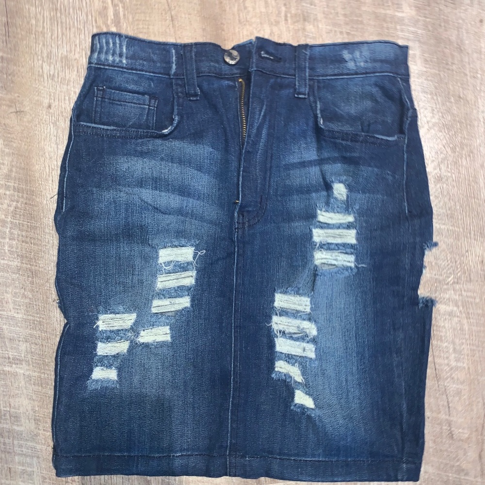 Denim skirt